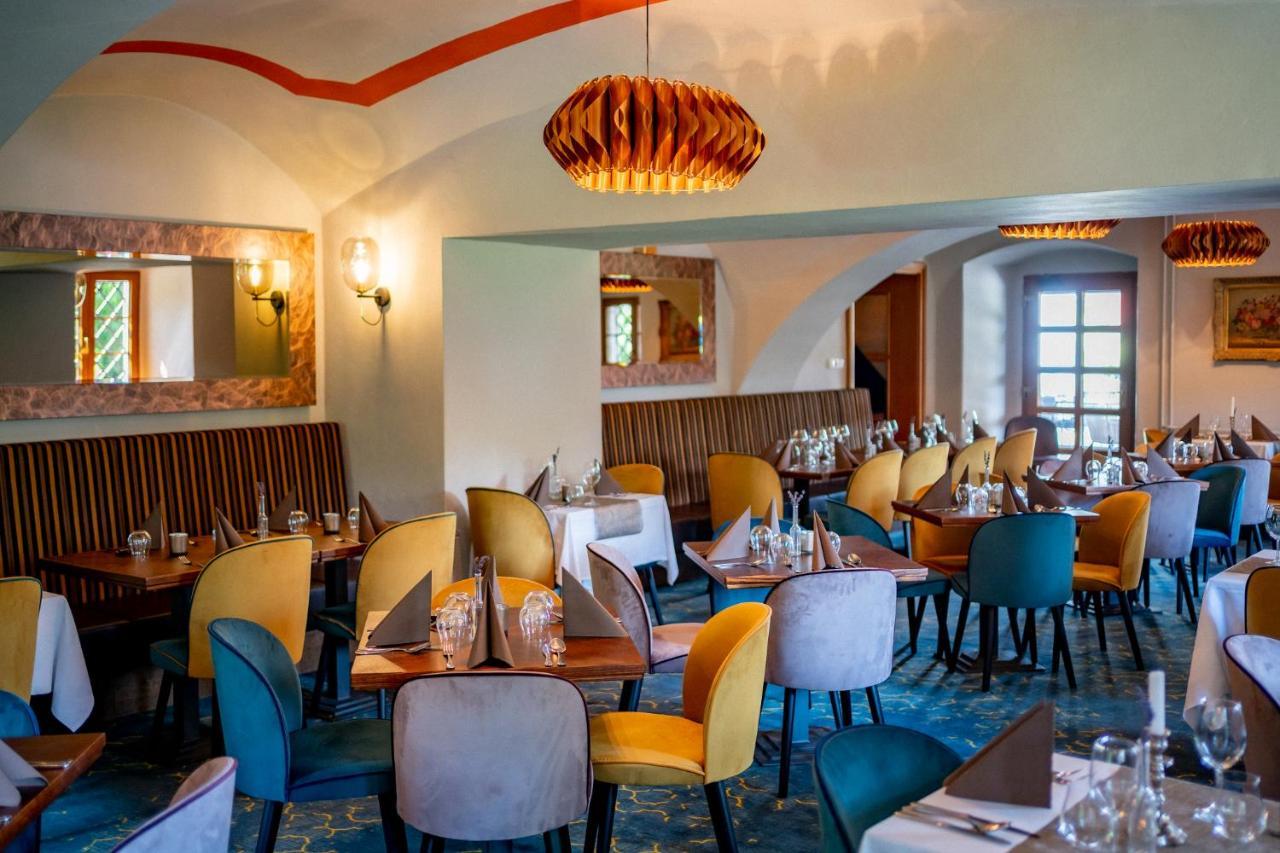 Maxmilian Lifestyle Resort Loučeň Dış mekan fotoğraf